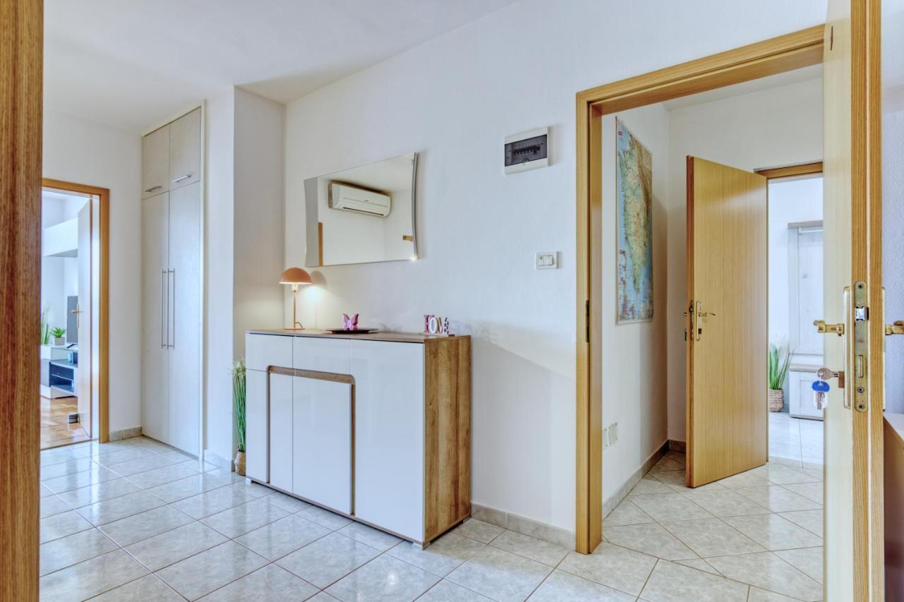 Apartments Birimac Πούλα Εξωτερικό φωτογραφία
