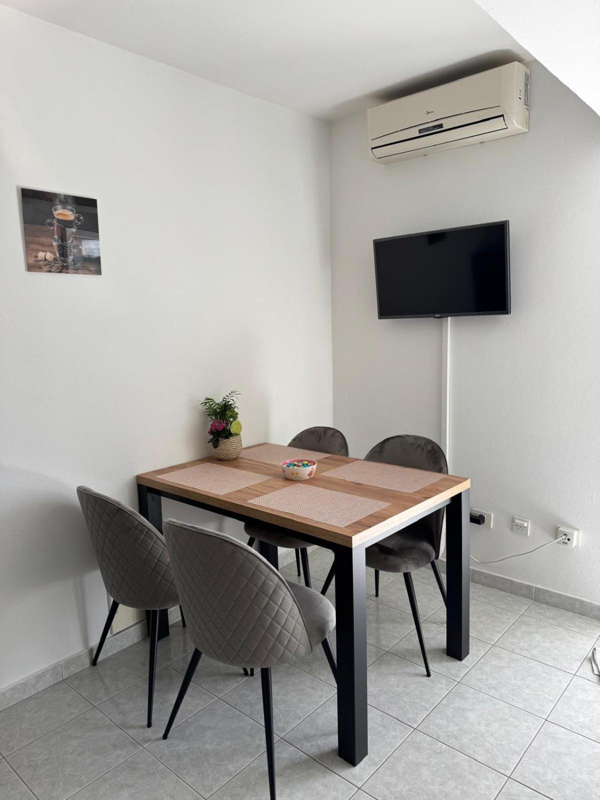 Apartments Birimac Πούλα Εξωτερικό φωτογραφία